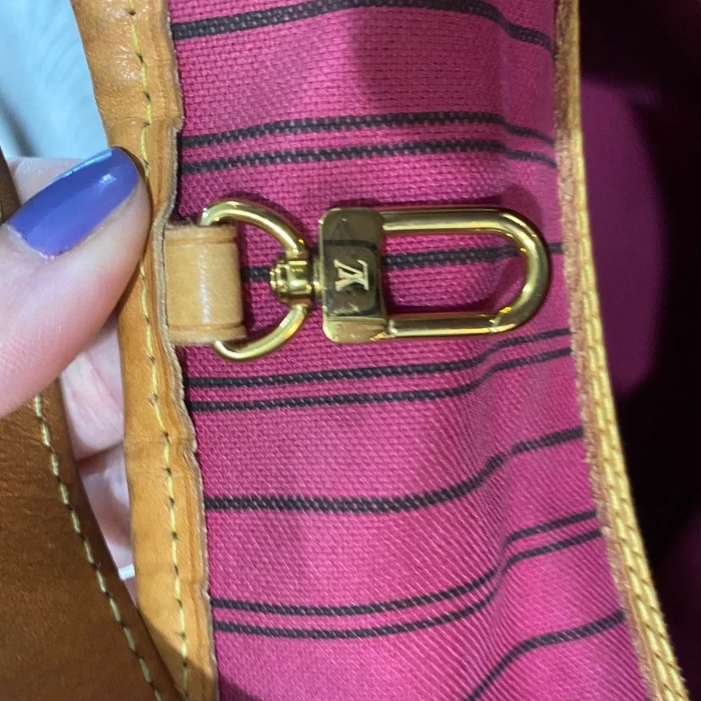 Authentic Louis Vuitton Delightful MM - Picture 13 of 16